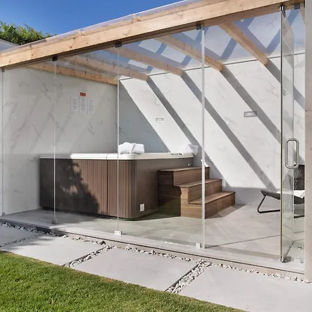 Mila Piscina E Jacuzzi ヴィラ