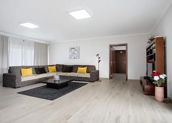 Mila Piscina E Jacuzzi Vila *