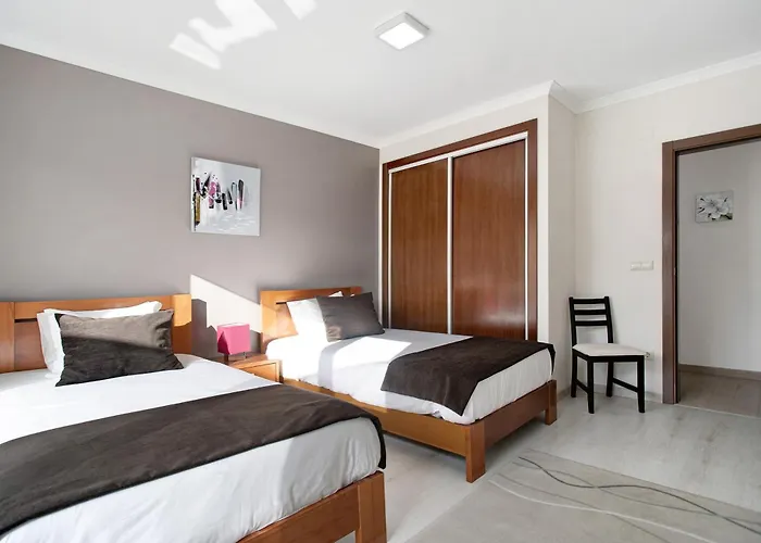 Mila Piscina E Jacuzzi Vila