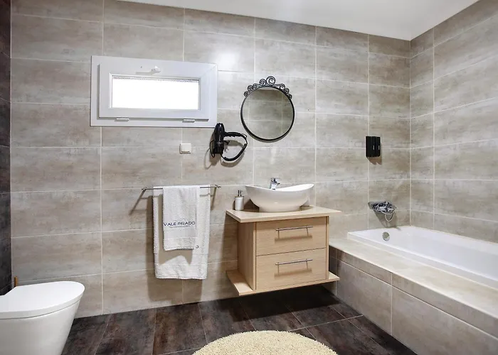 Mila Piscina E Jacuzzi