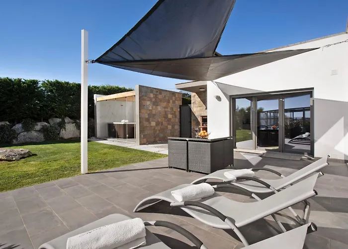 Mila Piscina E Jacuzzi